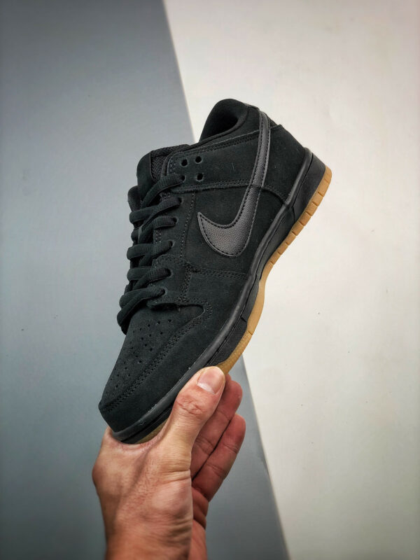 Nike SB Dunk Low IW Black Gum 819674-002 For Sale