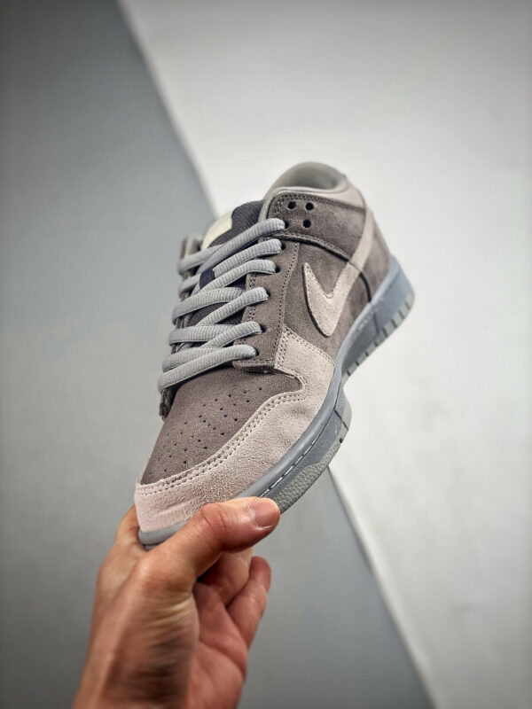 Nike SB Dunk Low London Soft Grey Magnet 308269-111  For Sale