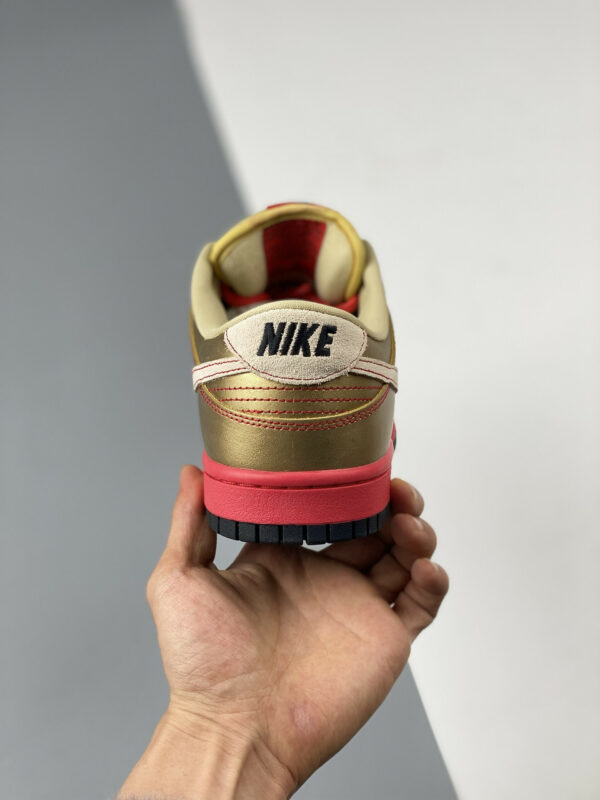 Nike SB Dunk Low Money Cat 304292-771 For Sale