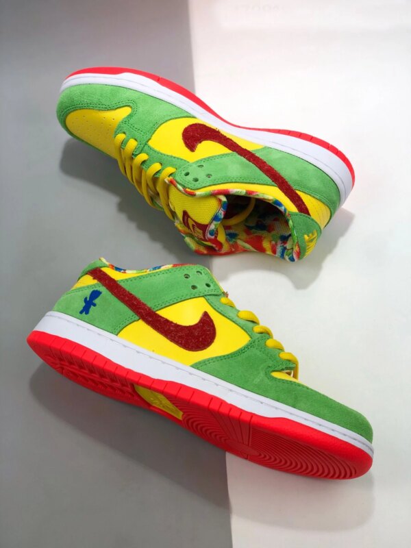 Sour Patch Kids x Nike SB Dunk Low Orange Green Red For Sale