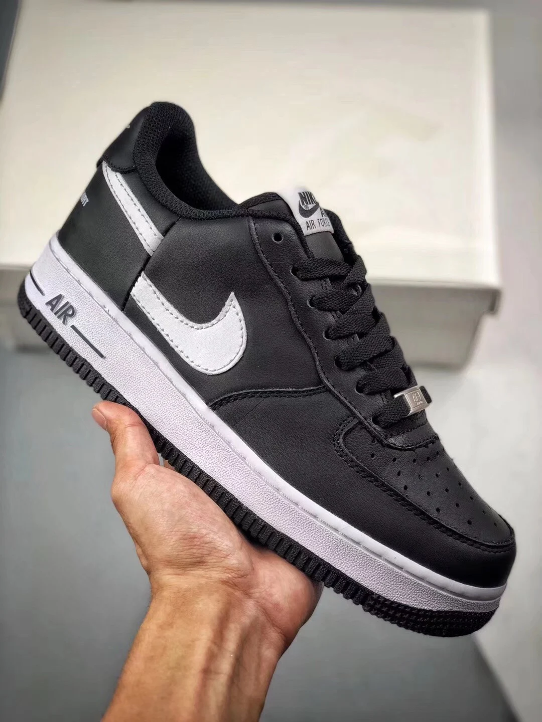 Supreme x CDG x Nike Air Force 1 Low Black White For Sale