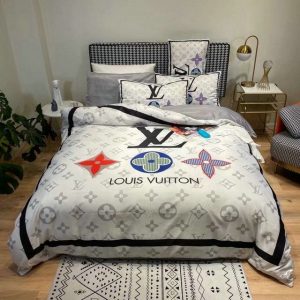 Louis Vuitton Logo Brand Bedding Set Bedspread Luxury Home Decor Bedroom