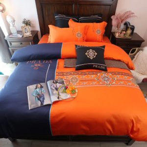 Prada Milano Logo Brand Bedding Set Luxury Bedroom Bedspread Home Decor