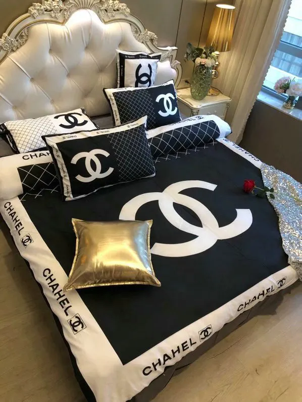 Chanel Logo Brand Bedding Set Luxury Bedspread Bedroom Home Decor