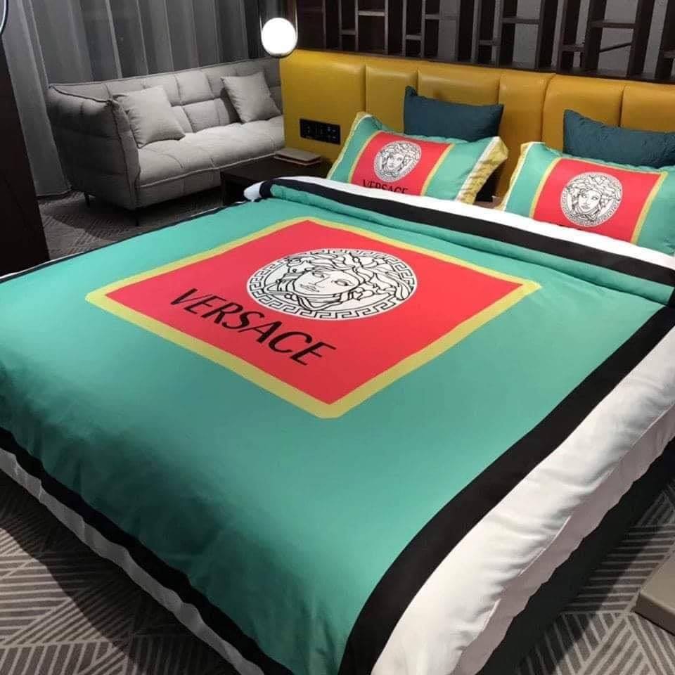 Versace Green Red Logo Brand Bedding Set Bedspread Luxury Bedroom Home Decor