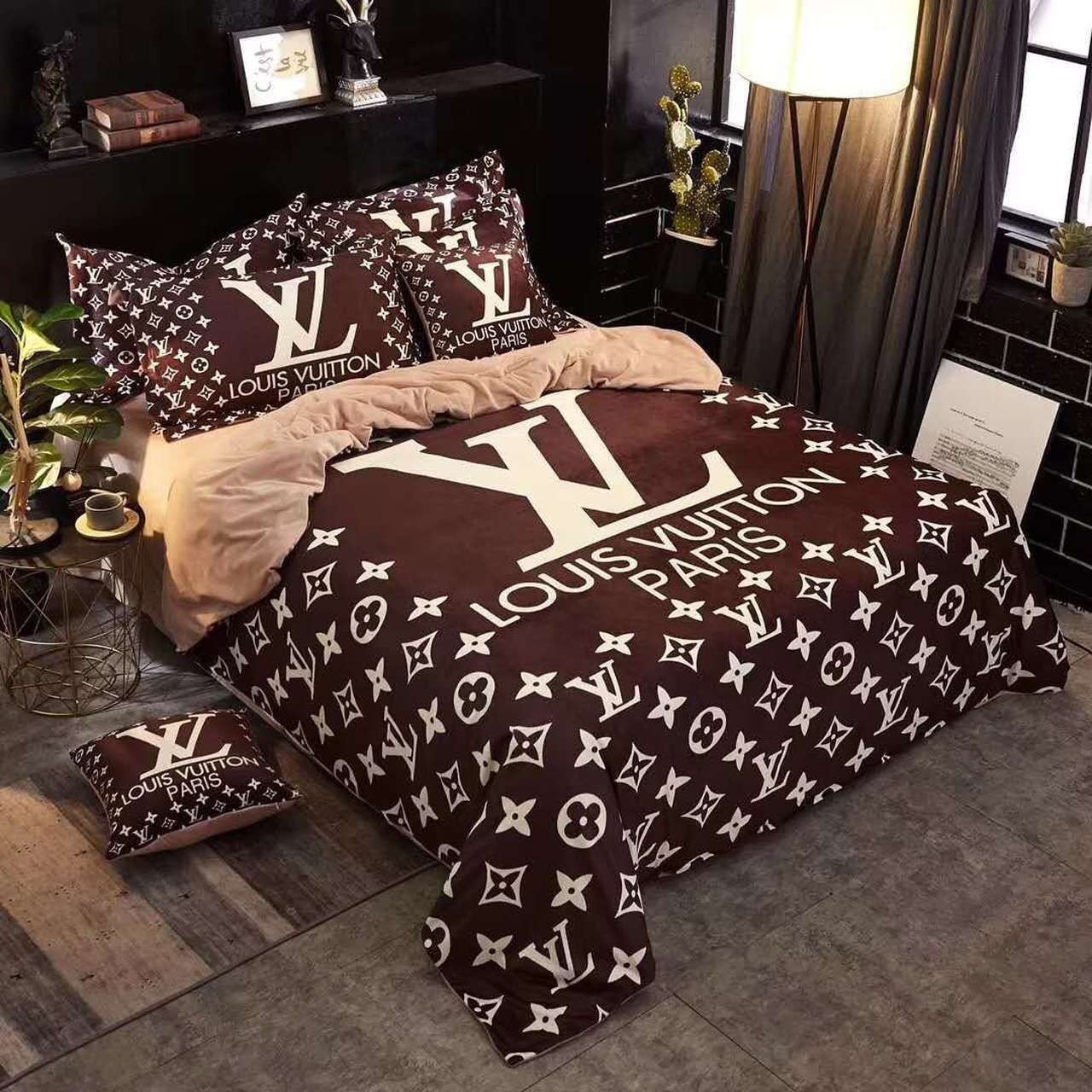 Louis Vuitton Brown White Logo Brand Bedding Set Bedspread Luxury Bedroom Home Decor