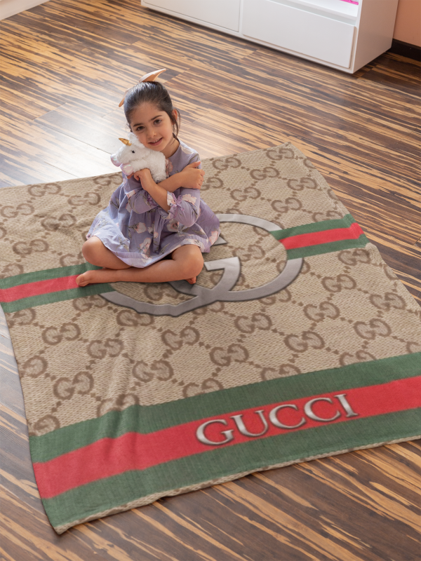 Gucci Logo Fleece Blanket Fashion Brand Luxury Home Decor