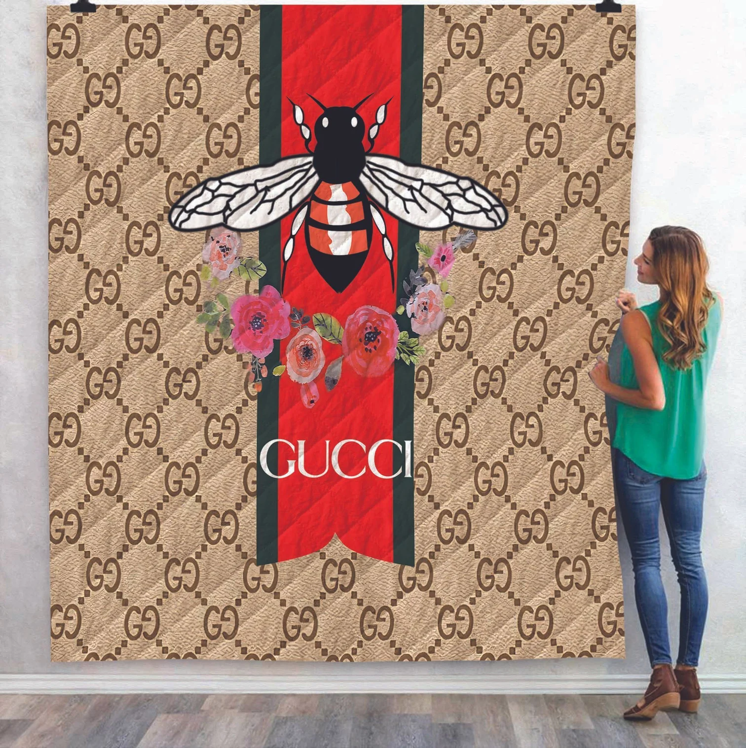 Gucci Bee Fleece Blanket Fashion Brand Luxury Home Decor