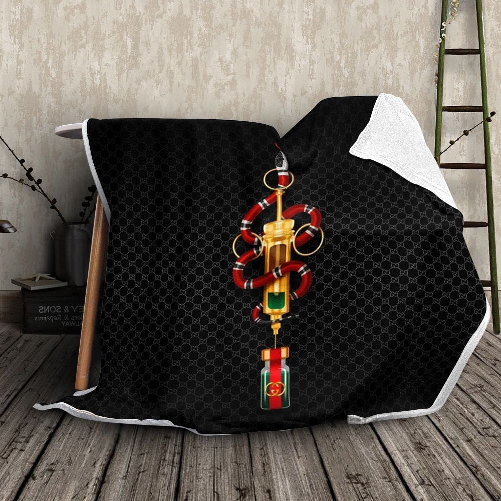 Gucci Snake Black Logo Fleece Blanket Fashion Brand Home Decor Luxury