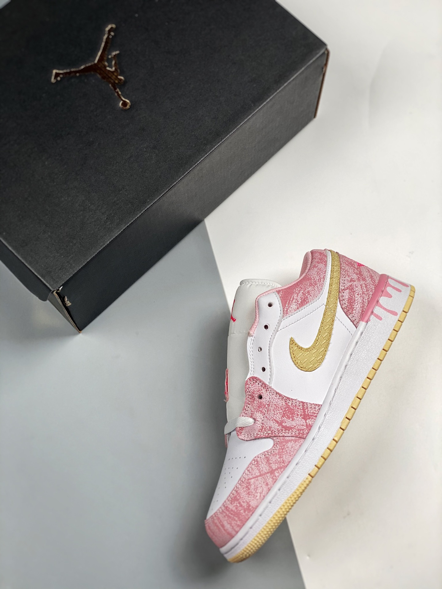 Air Jordan 1 Low GS Ice Cream Drip Arctic Punch Pale Vanilla-White For Sale