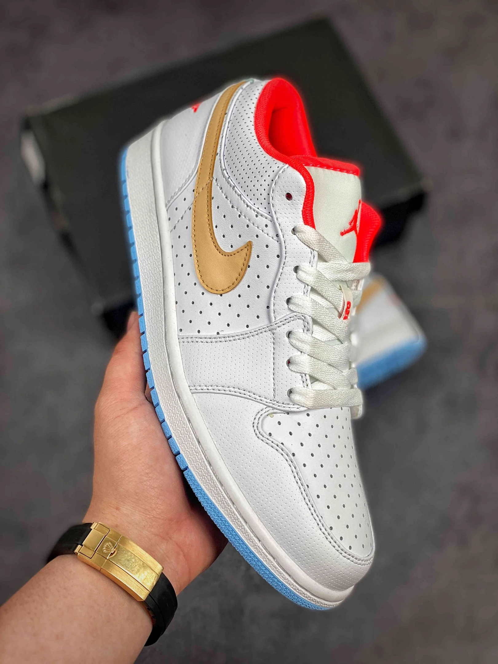 Air Jordan 1 Low SE White Sesame-Flash Crimson-Psychic Blue For Sale