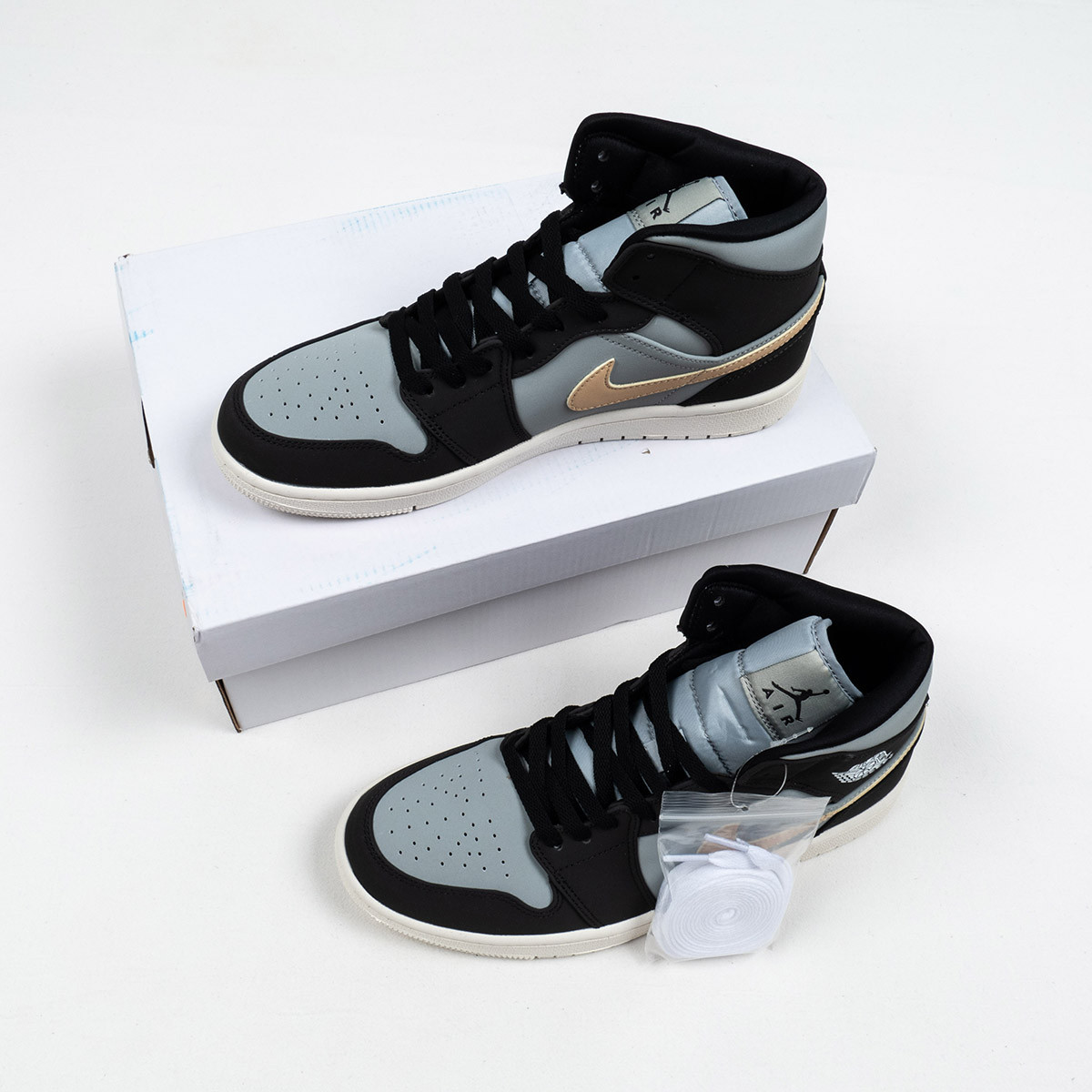 Air Jordan 1 Mid SE Mix Materials Iron Grey For Sale