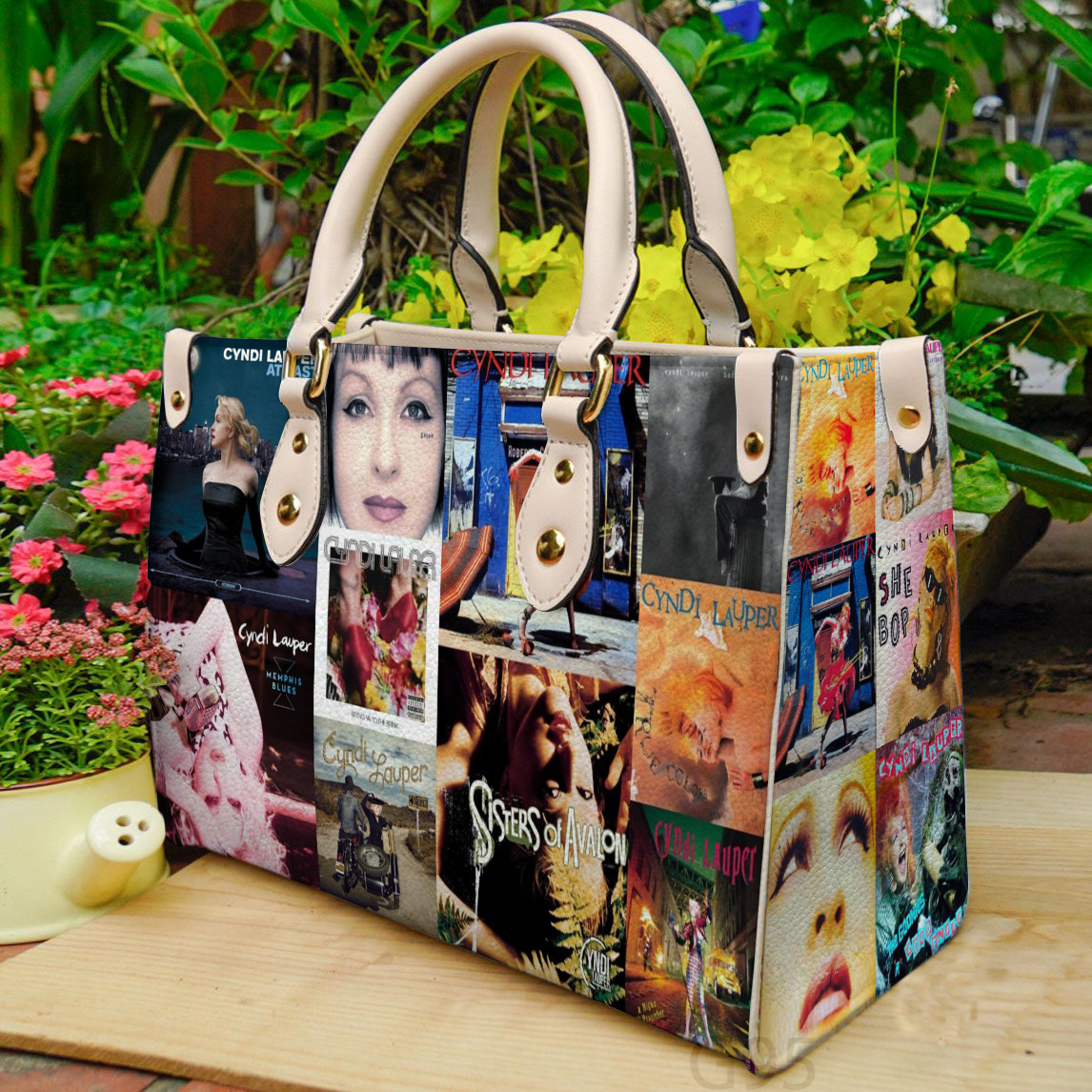 Cyndi Lauper Women Leather Hand Bag