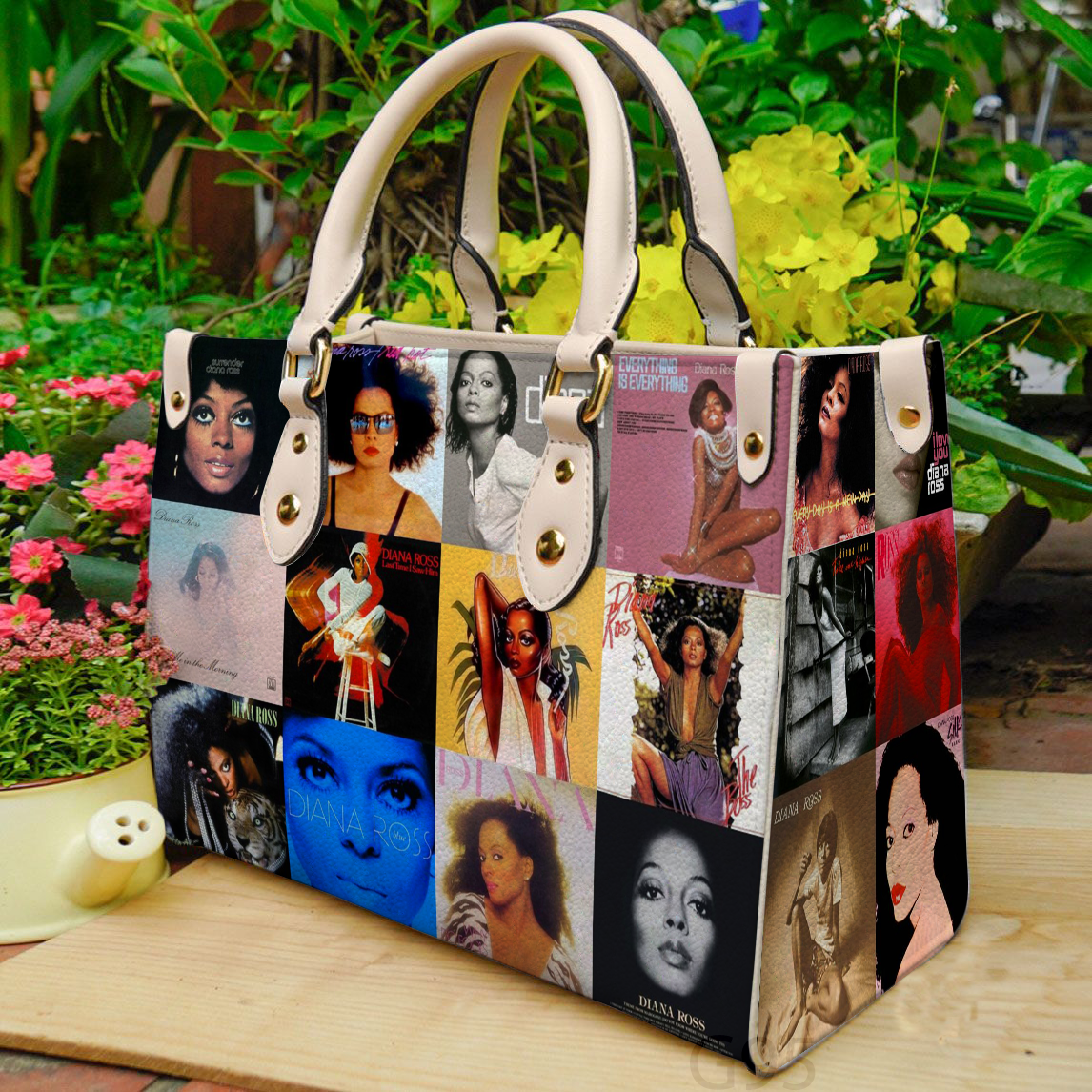 Diana Ross Women Leather Hand Bag