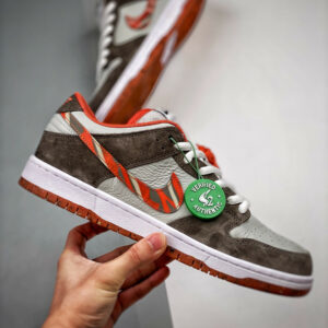 Crushed D.C. X Nike SB Dunk Low White Orange-Brown DH7782-001 For Sale