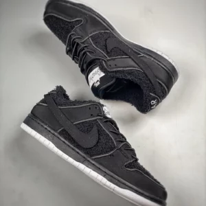 Gnarhunters x Nike SB Dunk Low Black DH7756-010 For Sale