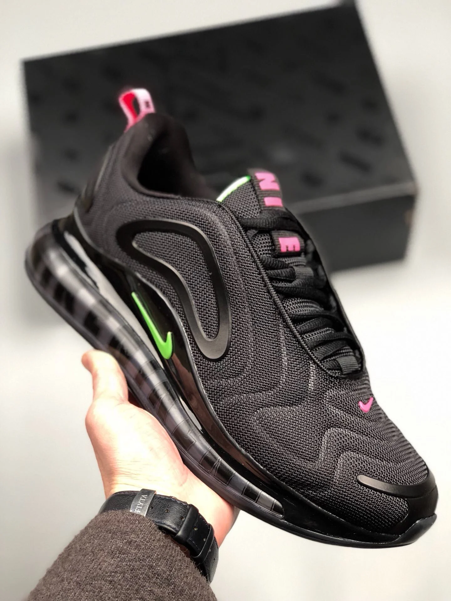 Nike Air Max 720 Black Hyper Pink-Scream Green For Sale