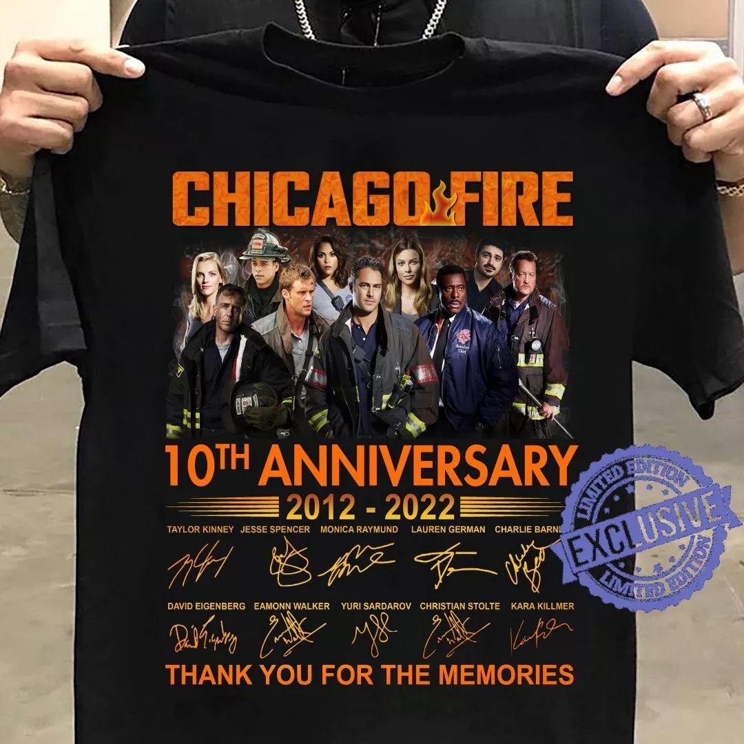 Chicago Fire Th Anniversary - Thank You For The Memories Signatures Essential Type 870 T Shirt