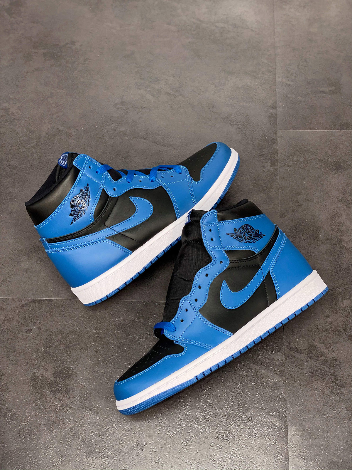 Air Jordan 1 High OG Dark Marina Blue Black-White 555088-404 For Sale