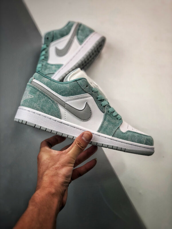 Air Jordan 1 Low New Emerald White-Light Steel Grey DN3705-301 For Sale