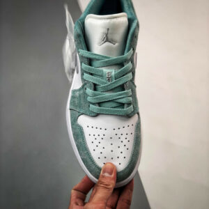 Air Jordan 1 Low New Emerald White-Light Steel Grey DN3705-301 For Sale