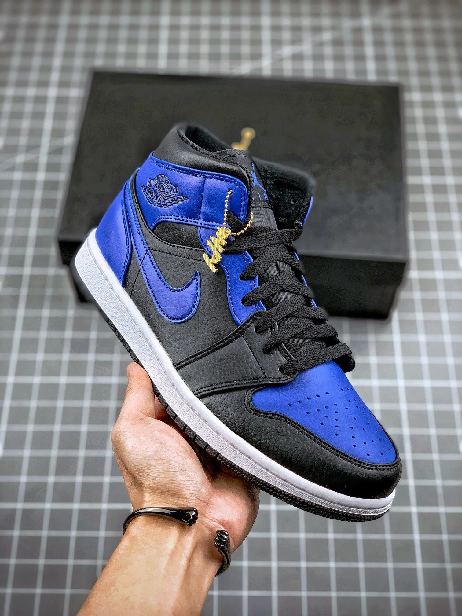 Air Jordan 1 Mid Black Hyper Royal-White For Sale