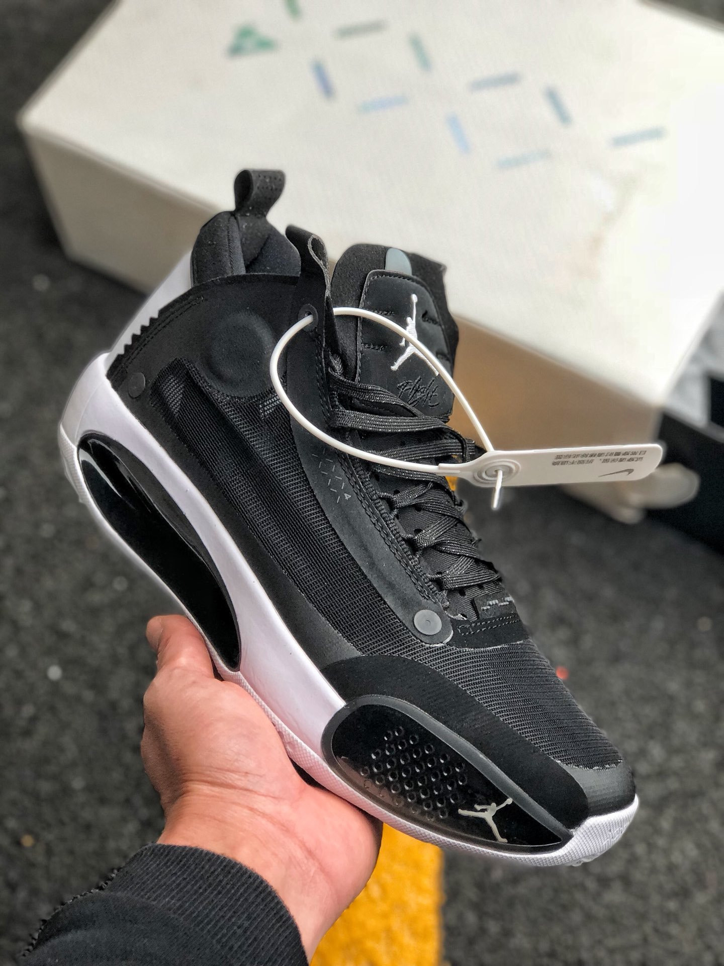 Air Jordan 34 Eclipse Black White AR3240-001 On Sale