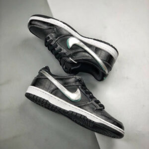 Diamond Supply Co x Nike SB Dunk Low Black For Sale