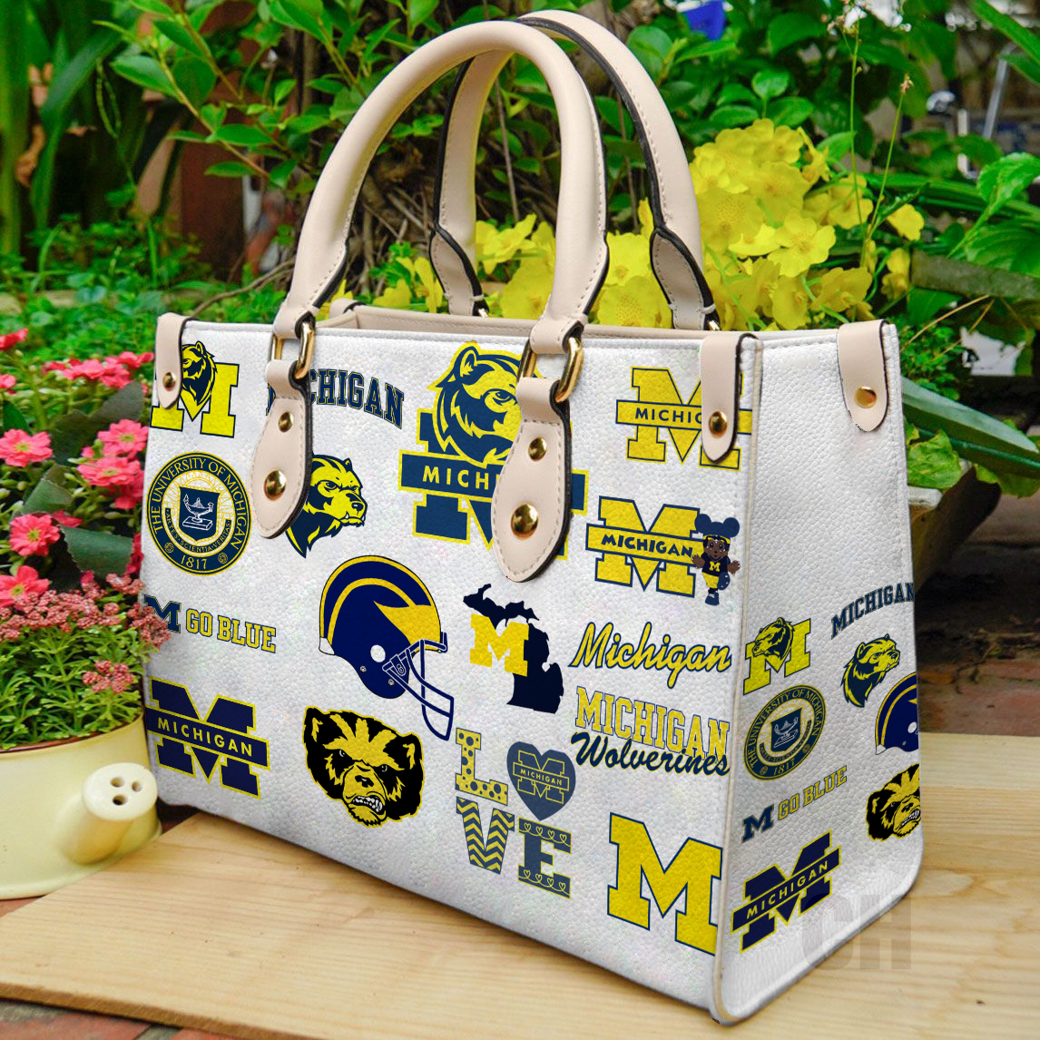 Michigan Wolverines Women Leather Hand Bag