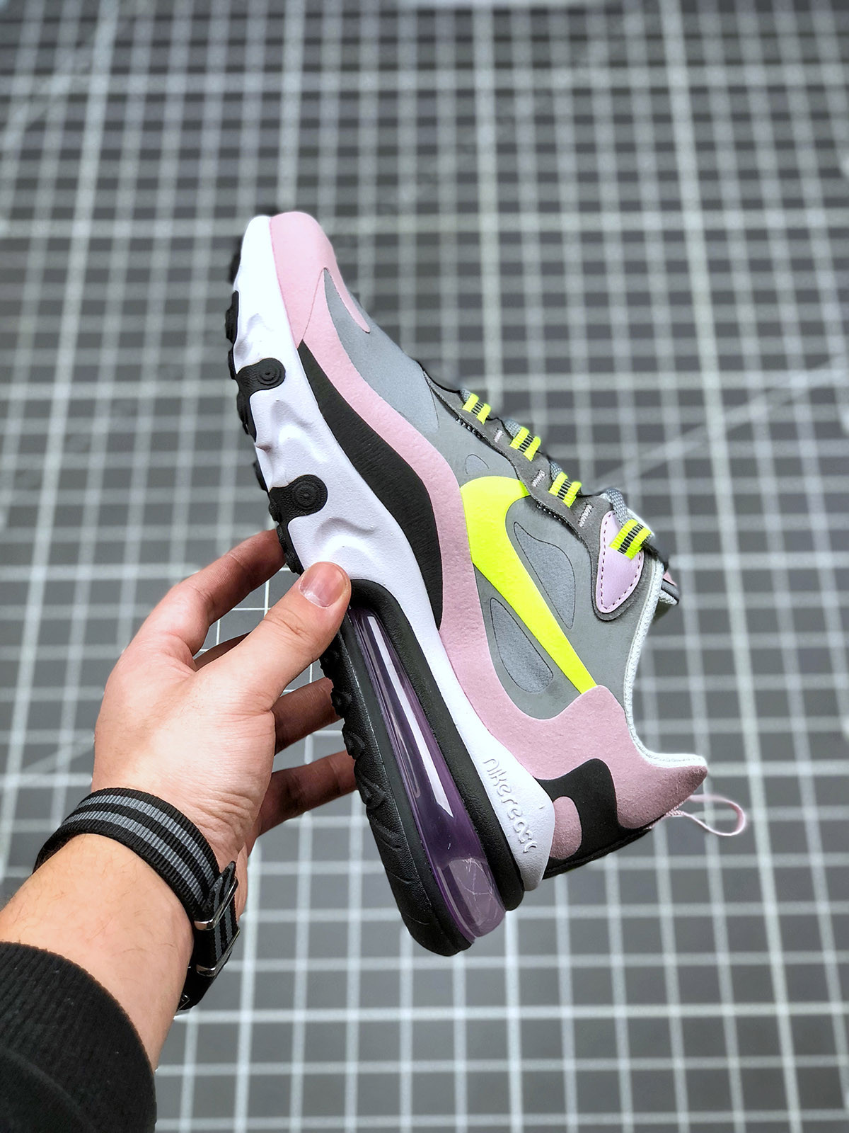 Nike Air Max 270 React GS Particle Grey Lemon Venom For Sale